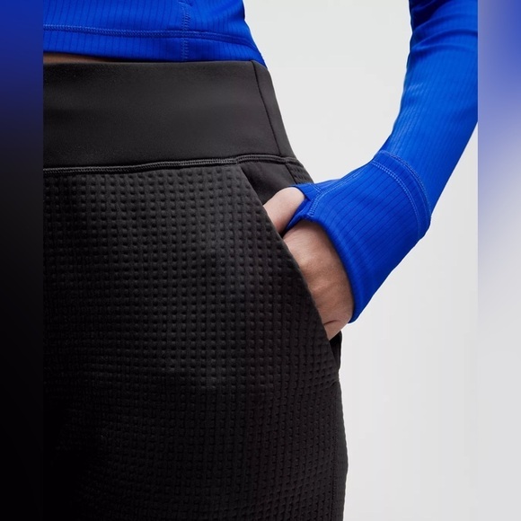 Lululemon Waffle-Knit Mid-Rise Jogger - Picture 5 of 13